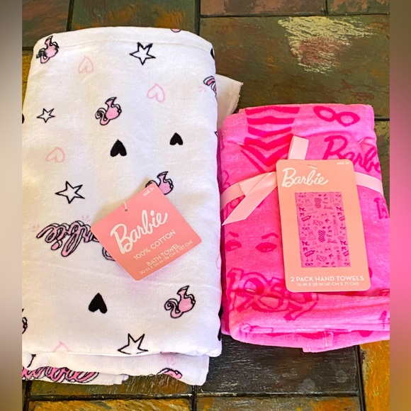 Mattel Barbie Pink & White Velour 100% Cotton 1 Bath 2 Hands Towel Set 3pc - Picture 4 of 12
